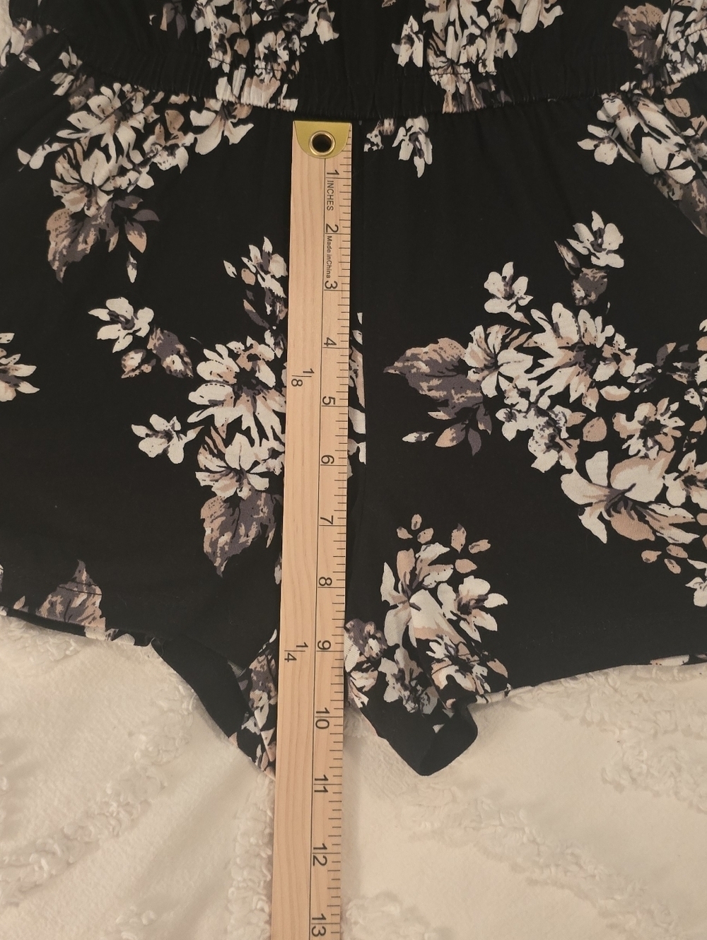 Lascana NWT Women's Black Floral V-Neck Shorts Jumper, Pockets, Size 6 (#7) - Picture 13 of 13